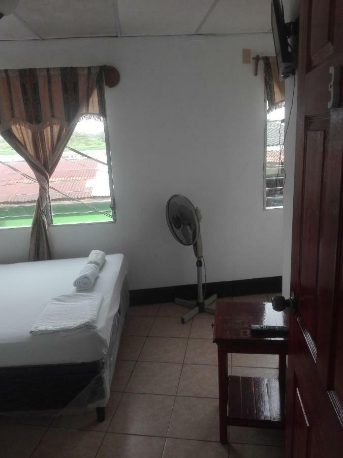 Hostal Don Frank سان كارلوس المظهر الخارجي الصورة