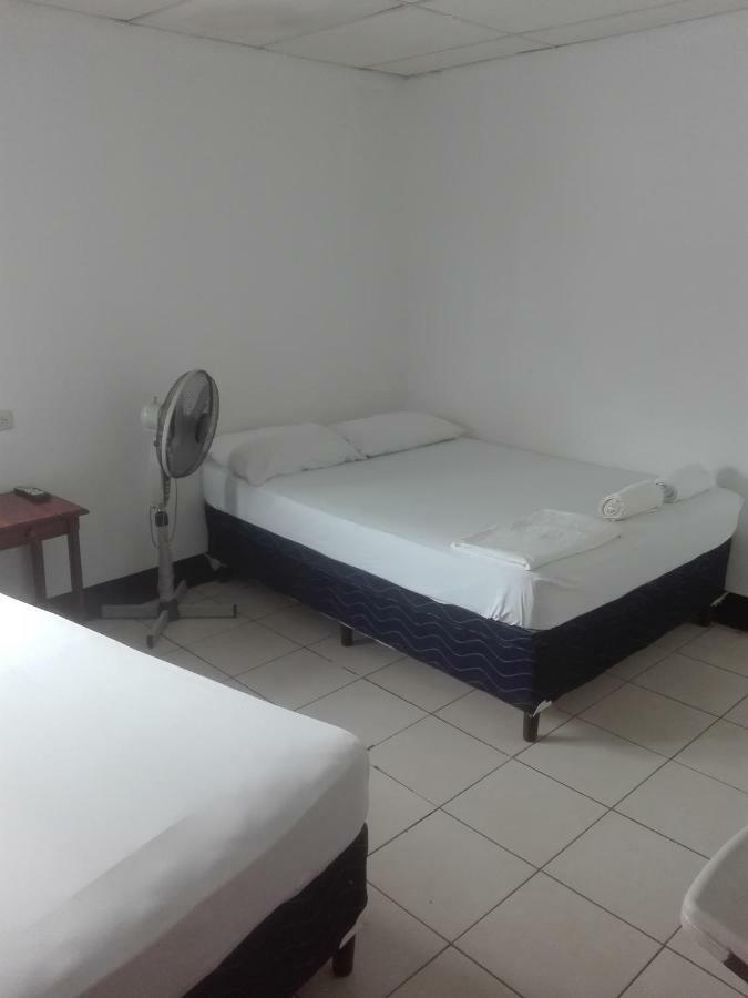 Hostal Don Frank سان كارلوس المظهر الخارجي الصورة